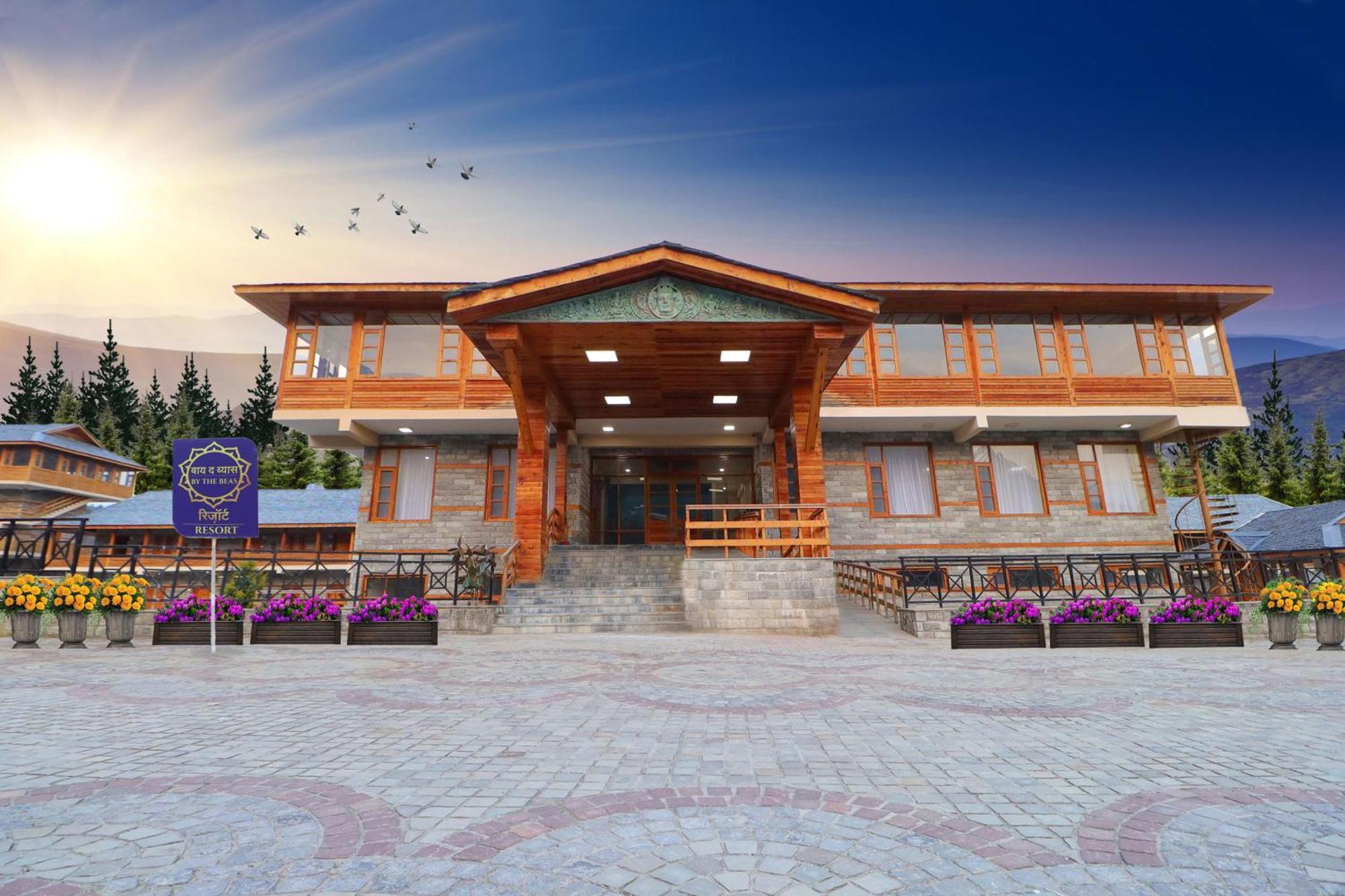 Hotel Devlok Himachal Swarg By Beas - Your Gateway To Heaven Baragran Exterior photo